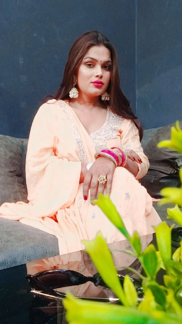 Aaliya Sharma – Indian escort in Jaipur — 4 / 6