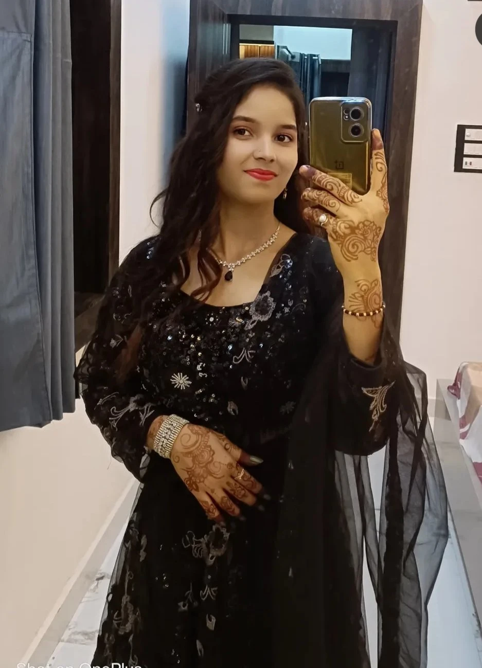 Anjali independent girl for cam & meet – Indian escort in Ghaziabad — 4 / 5