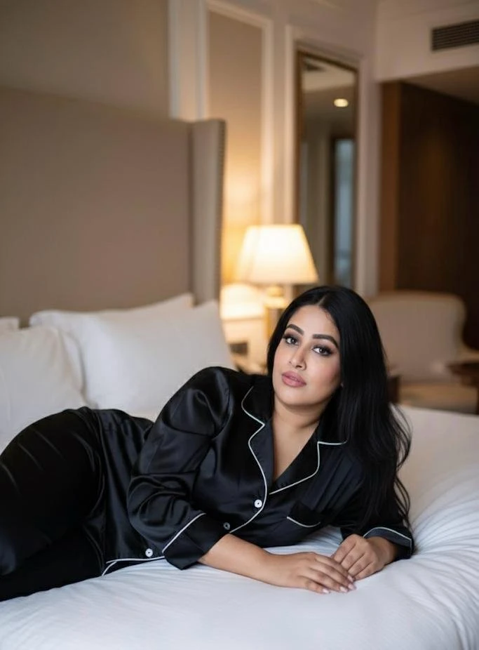 Vip Escort Service 24/7 Available – Indian escort in Pune — 4 / 5