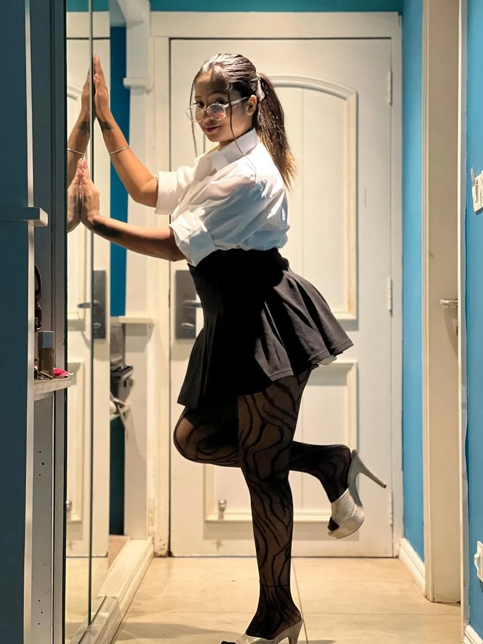 No Advance|| With Room|| Vip Indian Russ – Indian escort in Pune — 2 / 5