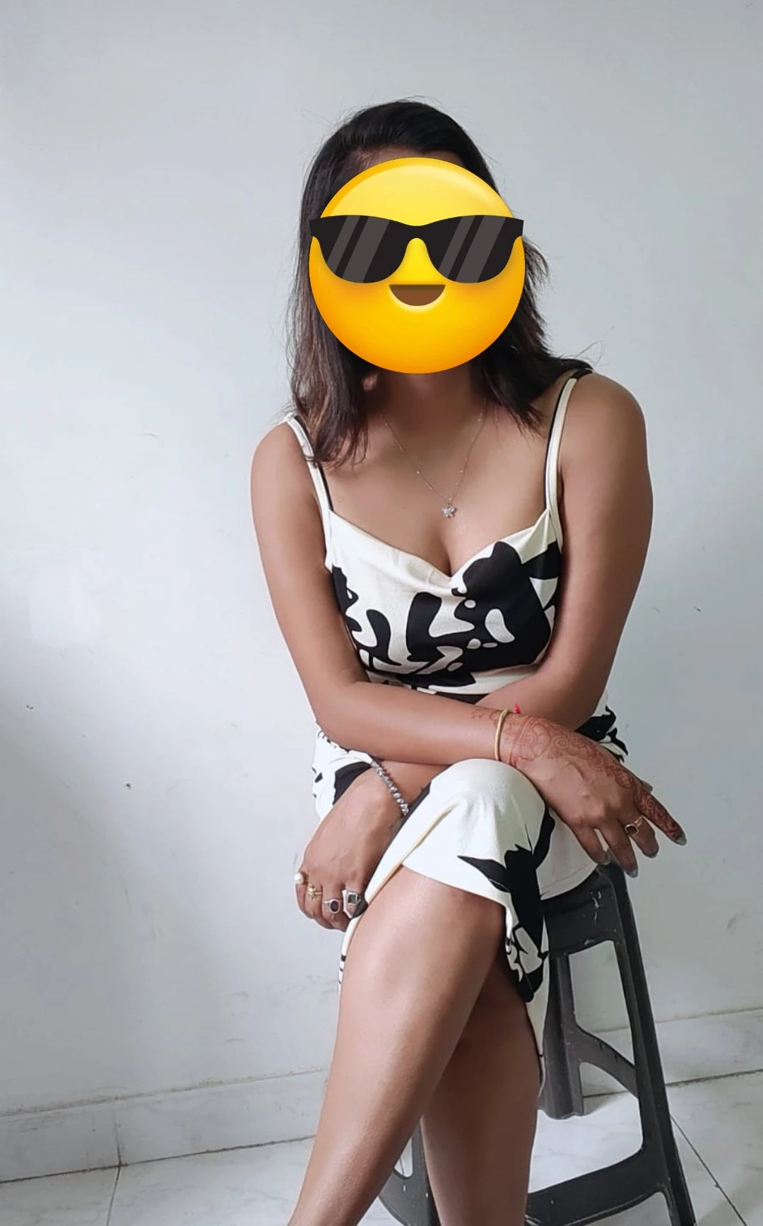 INDIPENDENT RIYA – Indian escort in Hyderabad — 1 / 3