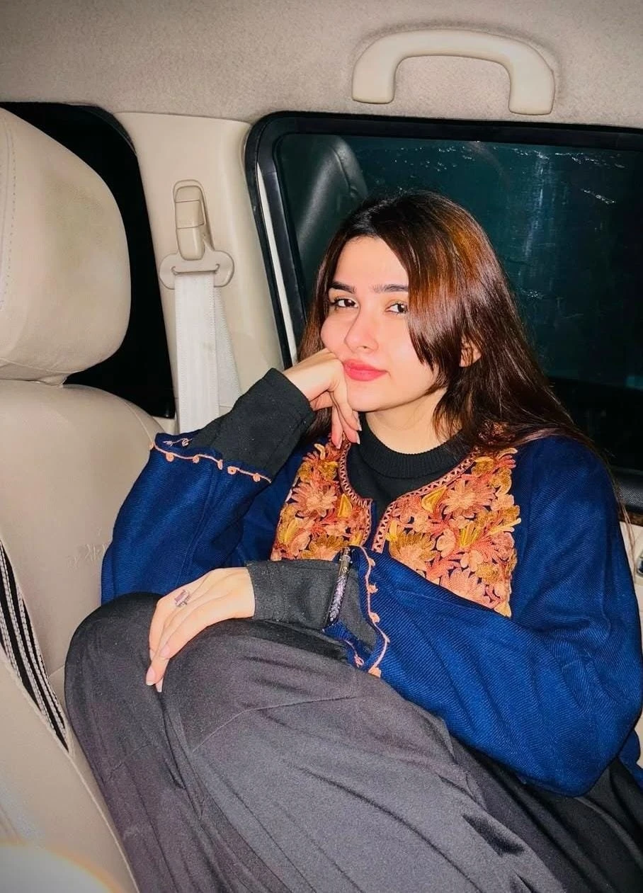 Nikki – Indian escort in Dehradun, Uttarakhand — 3 / 4