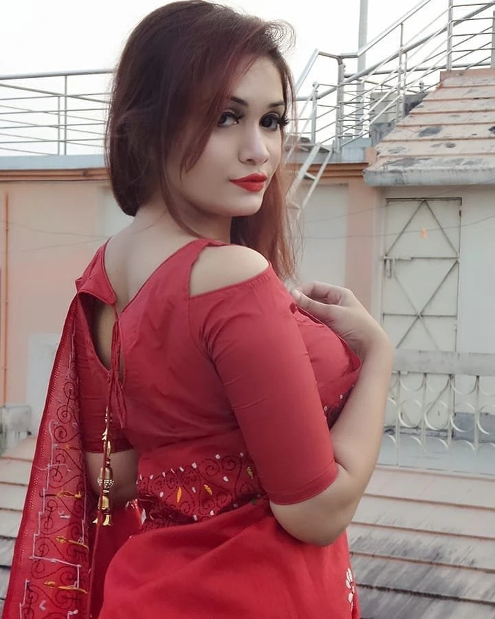 Miss Zainab – Pakistani escort in Lahore — 2 / 11