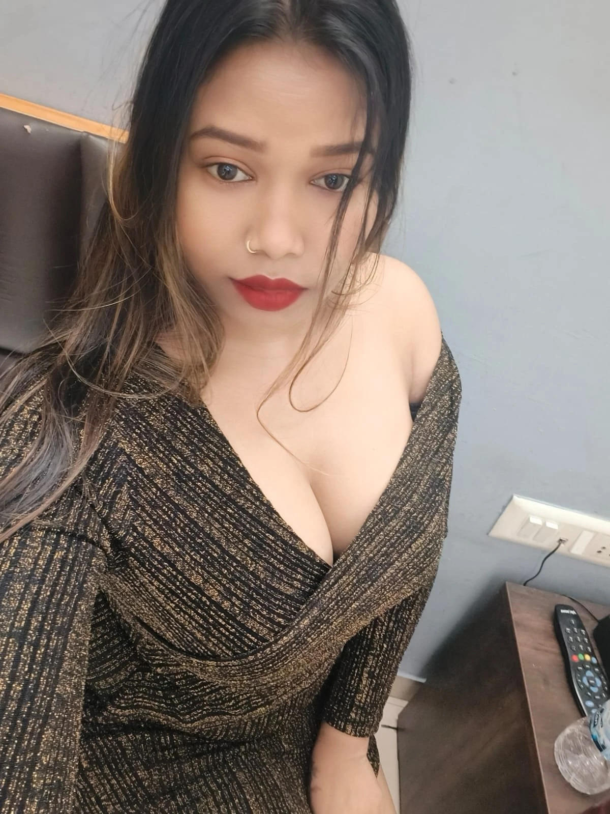 Arpita Singh – Indian escort in Mumbai — 1 / 2