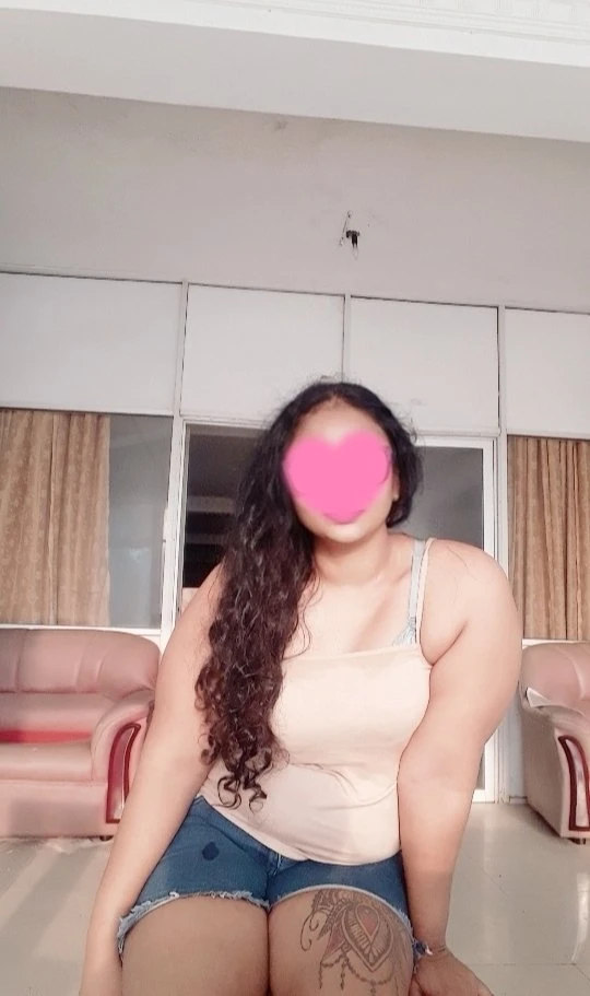 Sexy Figure Chubby Girl Reshma – Sri Lankan escort in Colombo — 8 / 9