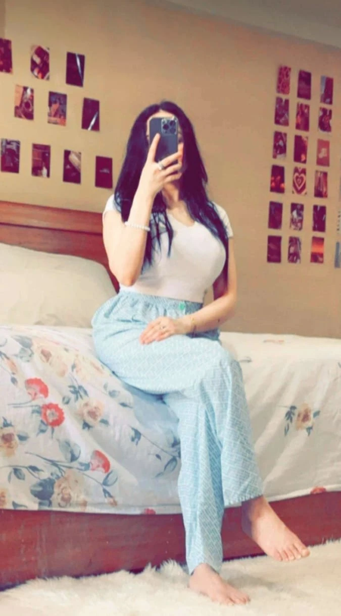 Incall & Outcall Escort Karachi – Pakistani escort in Karāchi — 6 / 7