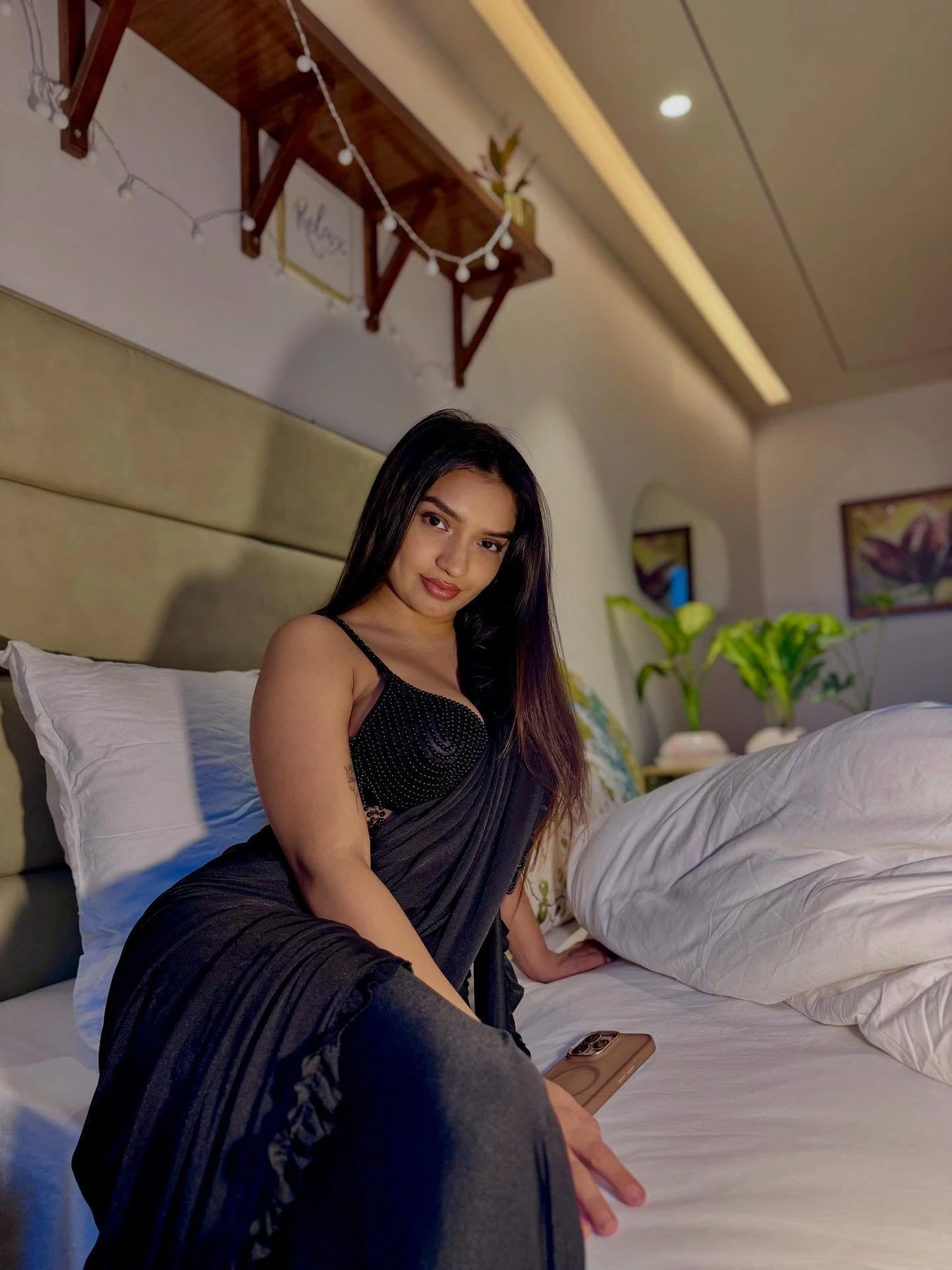 RIYA JAIN ESCORTS JAIPUR CASH ON HAND – Indian escort in Jaipur — 6 / 8