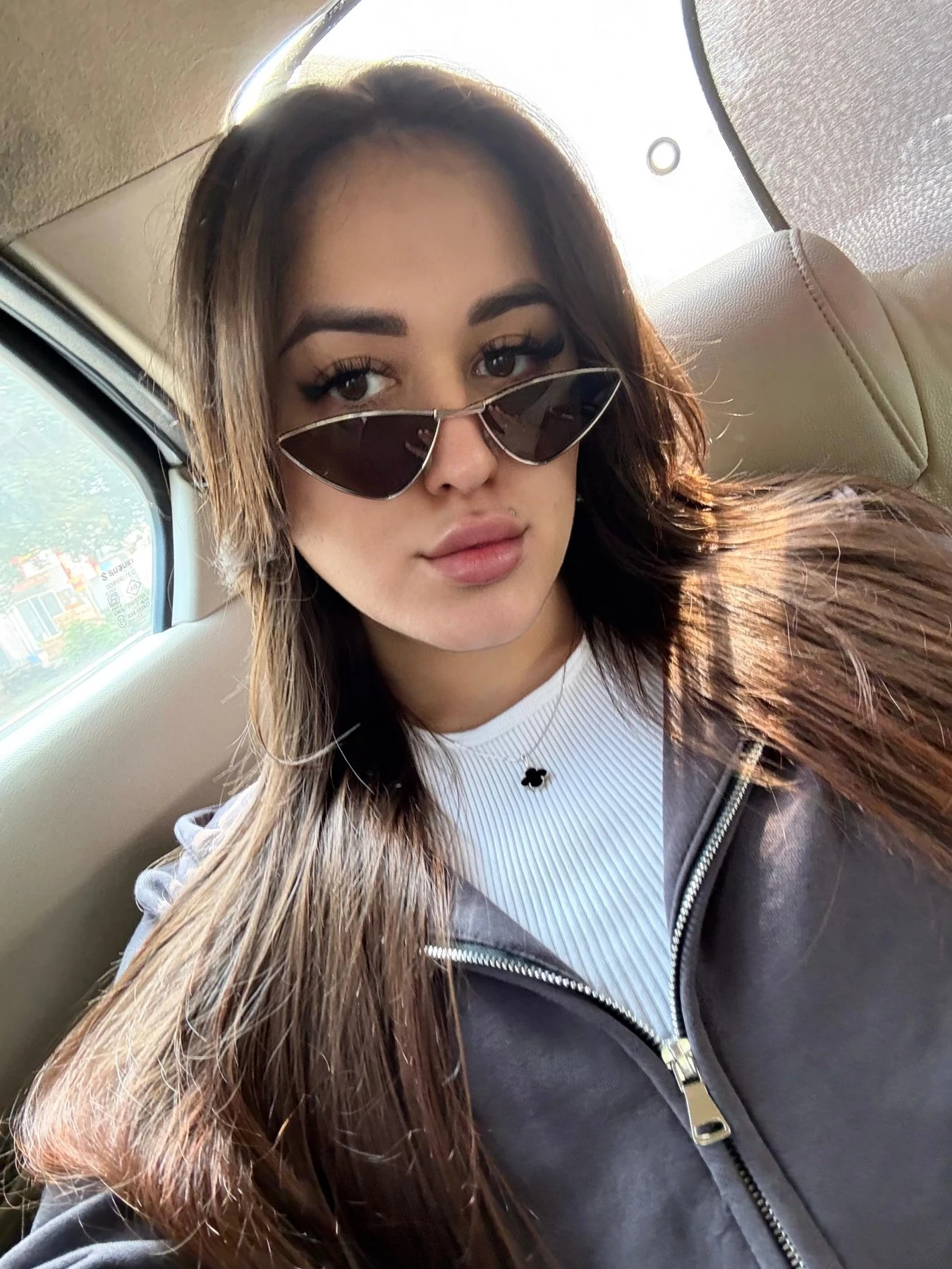 Russian escorts agency Aerocity – Indian escort in New Delhi — 2 / 5