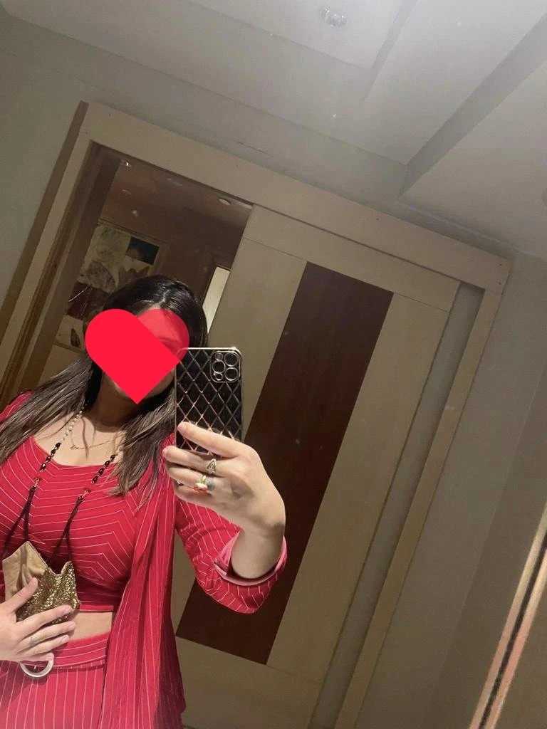 I 'm sonali ready for visit at hotel – Indian escort in Noida — 3 / 4
