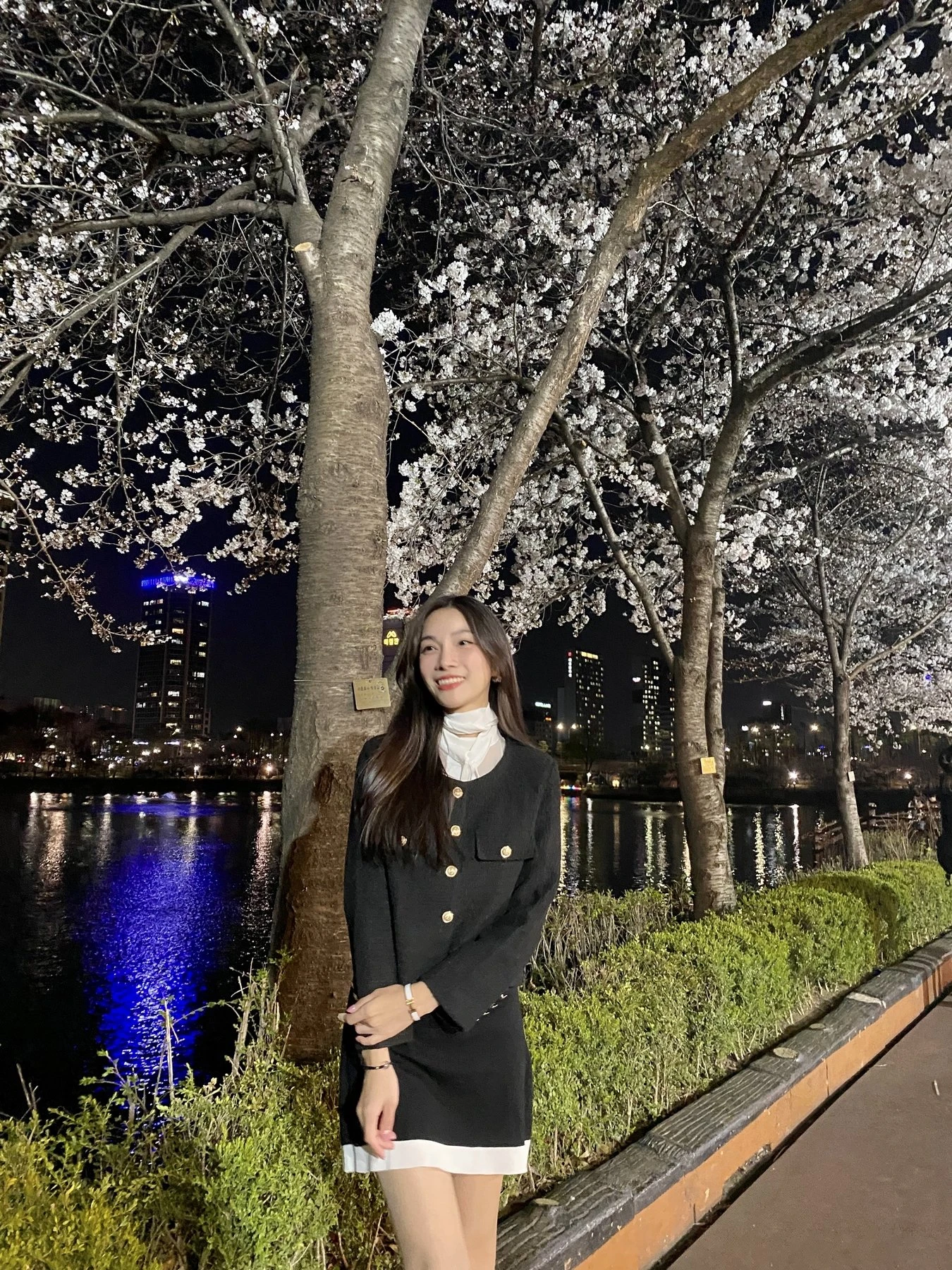 Flight Attendant Angel – Japanese companion in Seoul — 23 / 24