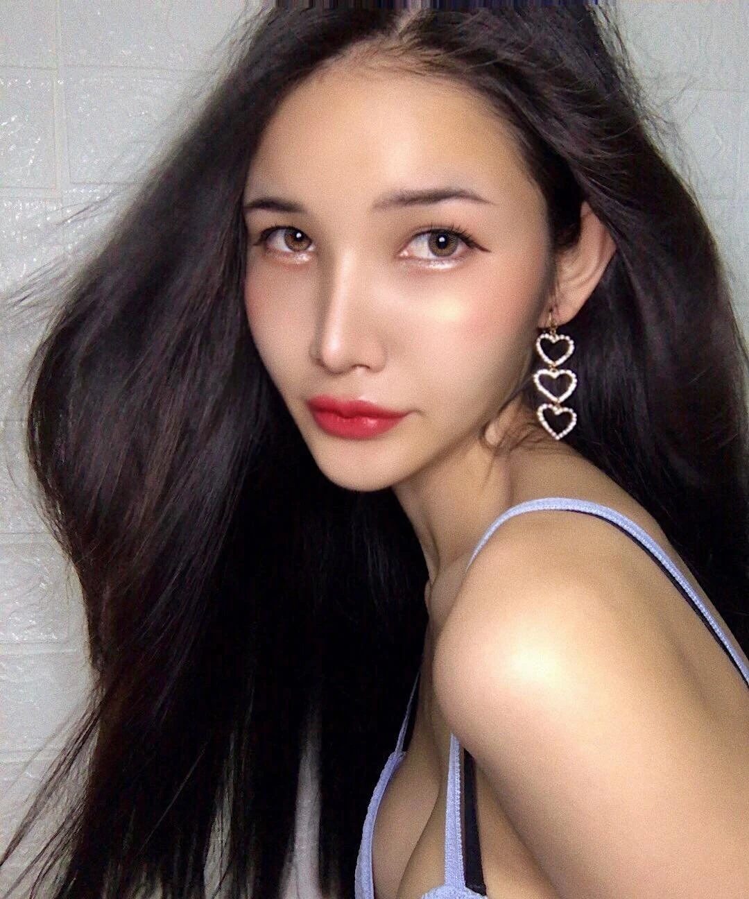 Babyjune – escort in Seoul — 3 / 5