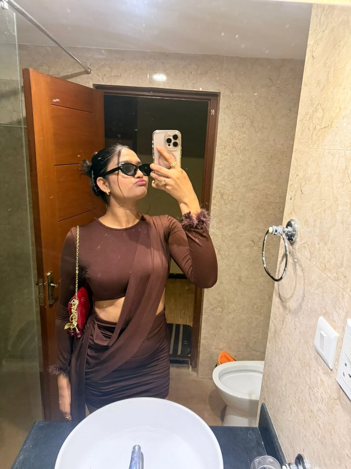 Mahi Cam and Real Meet Service – Nepalese escort in Kathmandu, Escort, Kathmandu