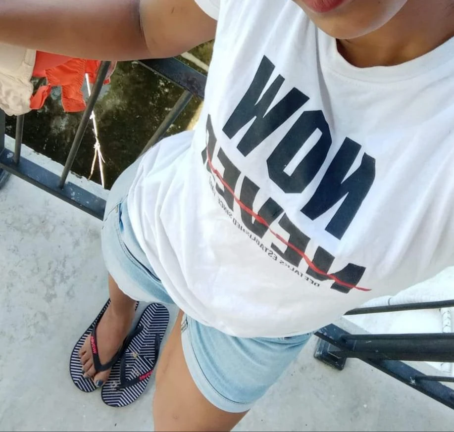 Sandali – Sri Lankan escort in Colombo — 4 / 5
