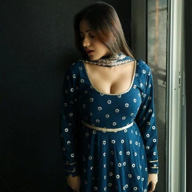 Neha Singh – Austrian escort in Hyderabad — 2 / 7