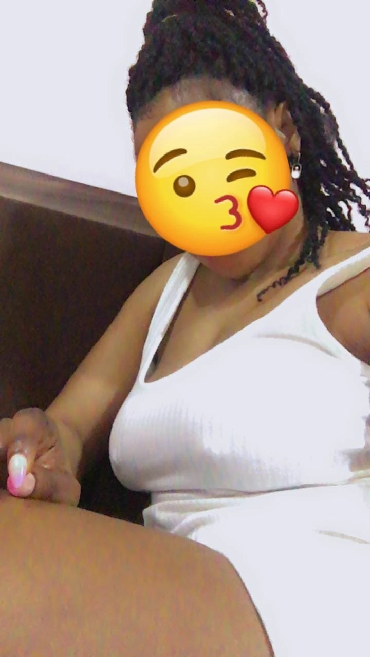 Sally – South African escort in Kolkata — 2 / 7