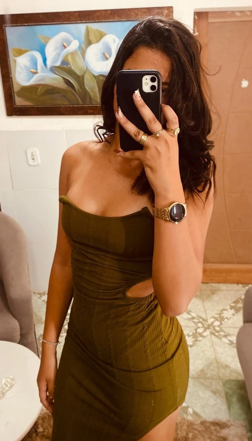 Jiya – Indian escort in Kolkata — 2 / 4