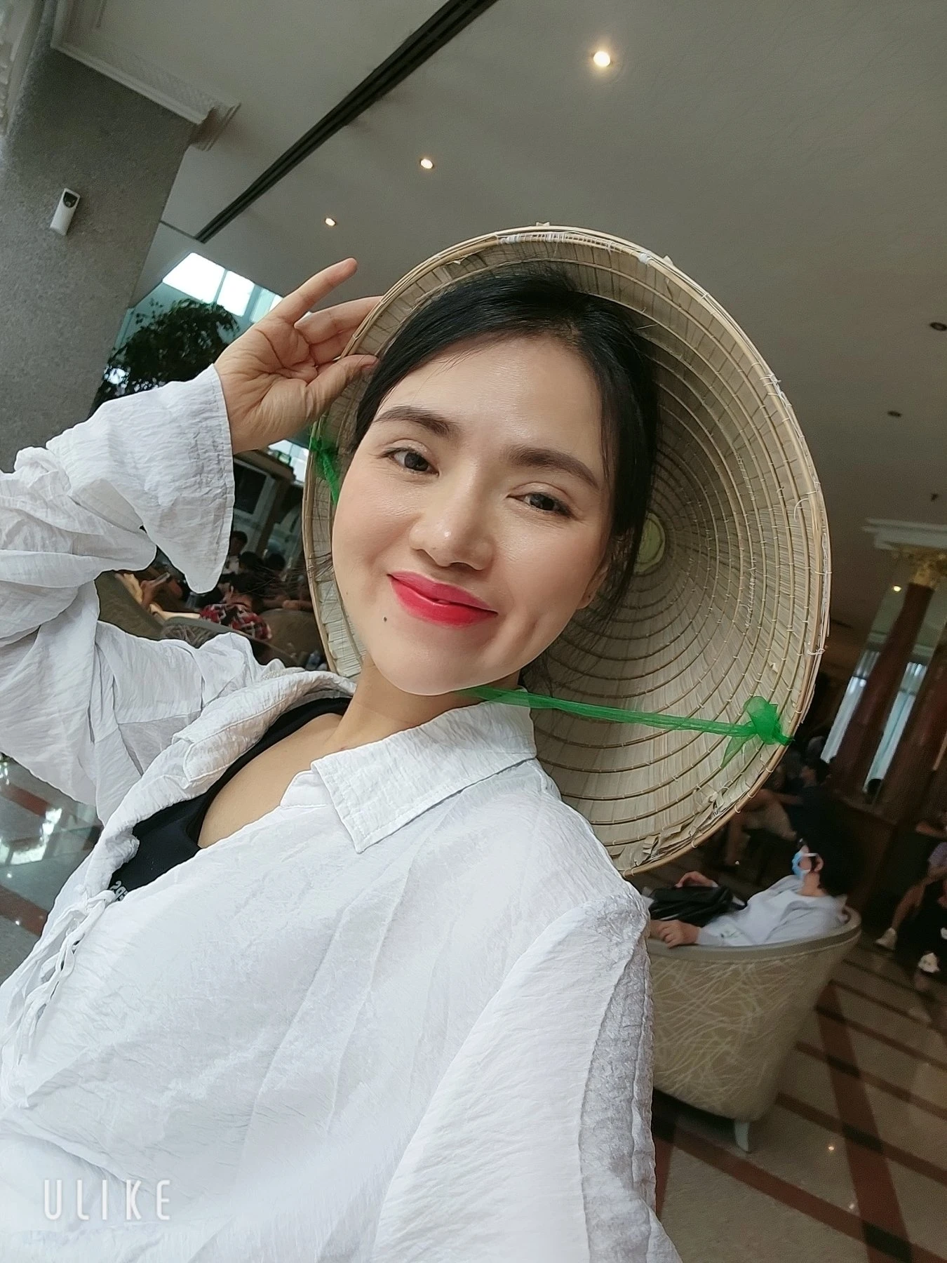 Nana – Vietnamese escort in Hanoi — 2 / 6