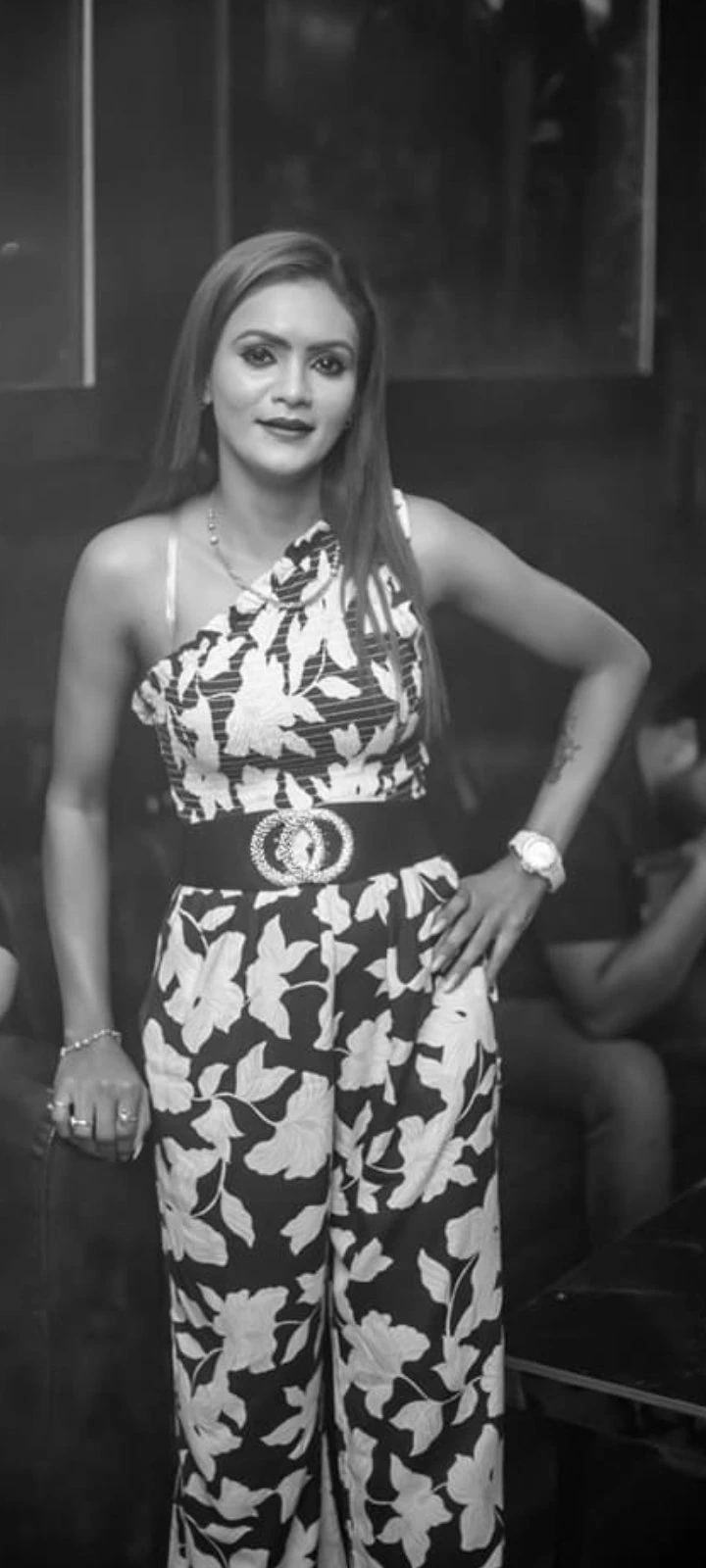 High profile sexy girls available now – Indian escort in Hyderabad — 4 / 7