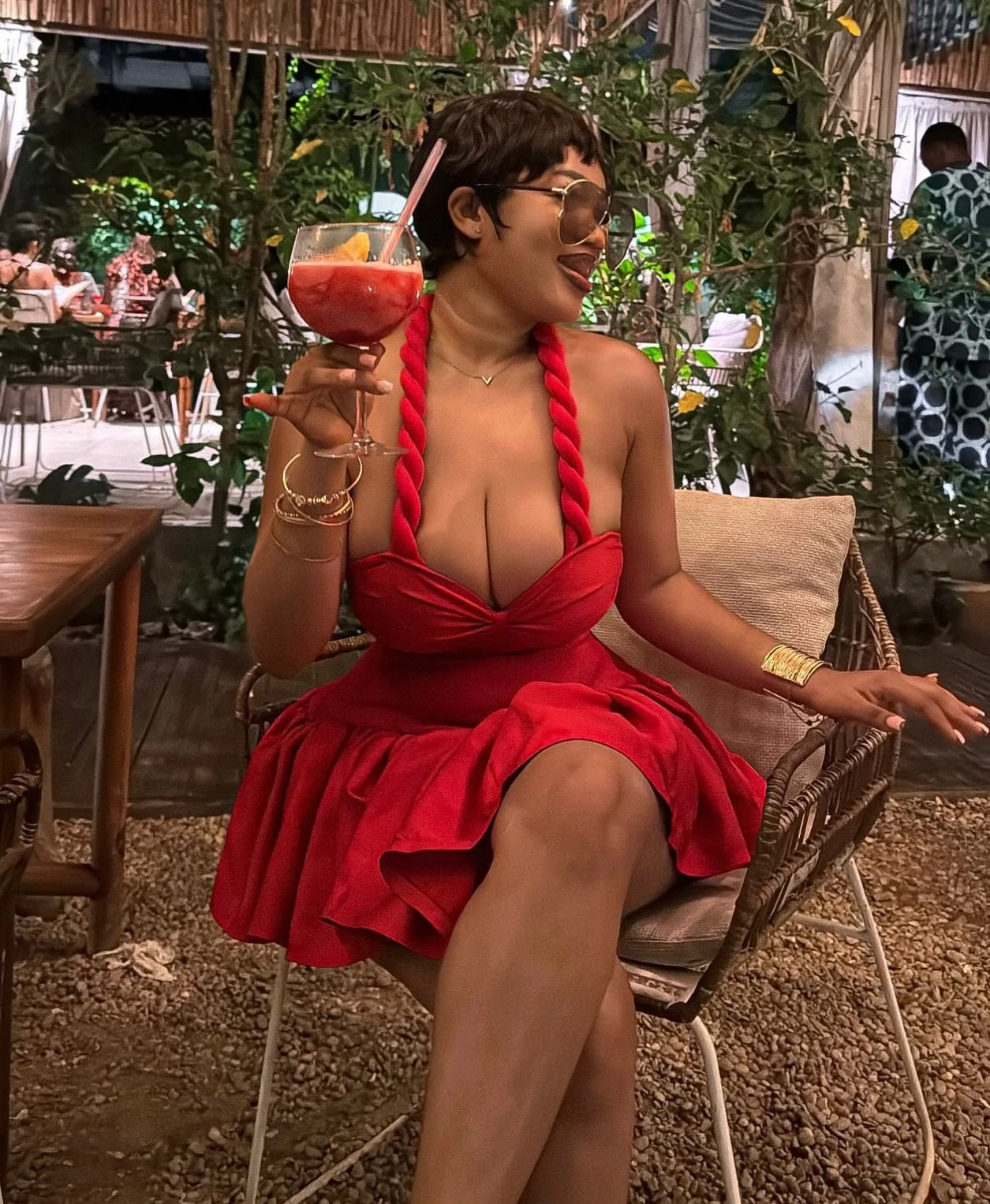 Shamim, Curvy African Queen ☘️ – South African escort in Hyderabad — 3 / 5