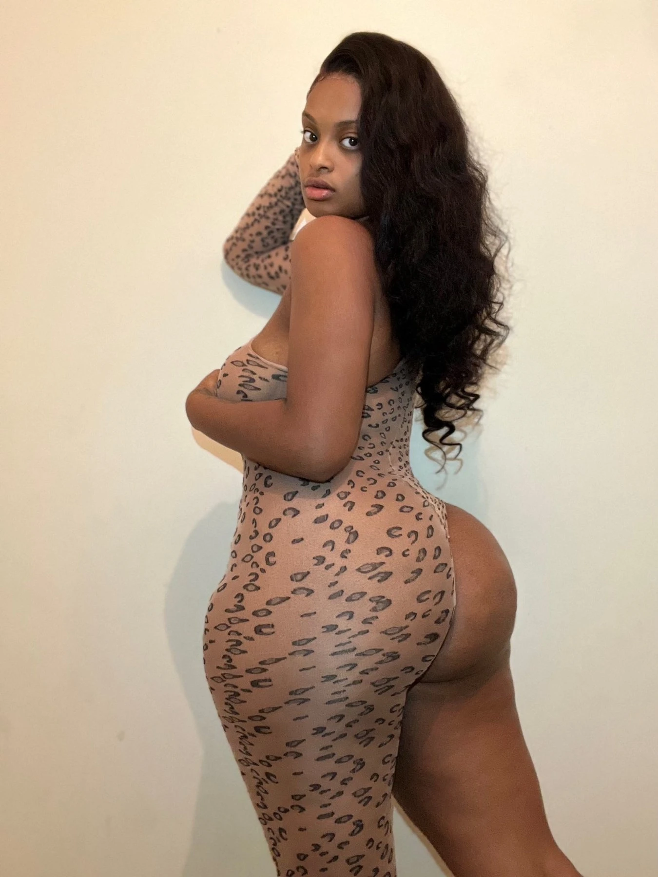 Floria – Gabonese escort in Dakar — 2 / 4