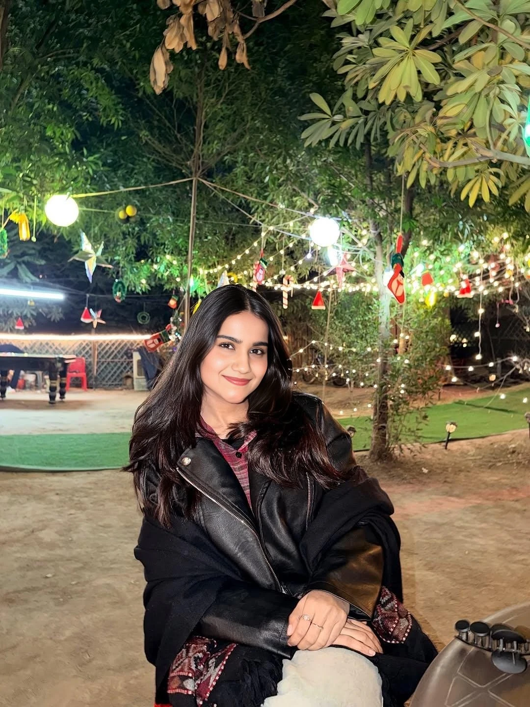 Prerna Cam and real meet – Indian escort in Hyderabad — 2 / 4