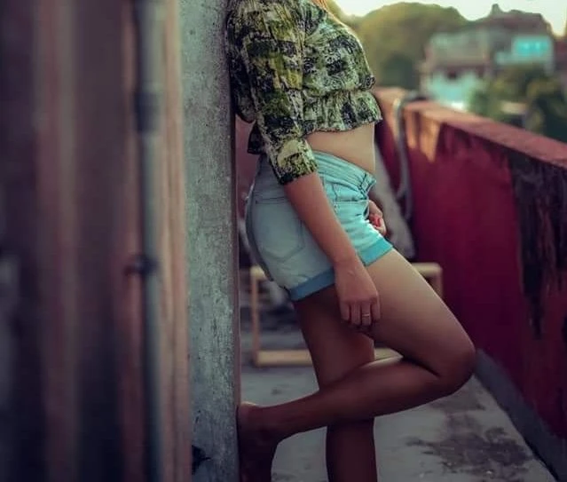 Cathy – Sri Lankan escort in Colombo — 3 / 4