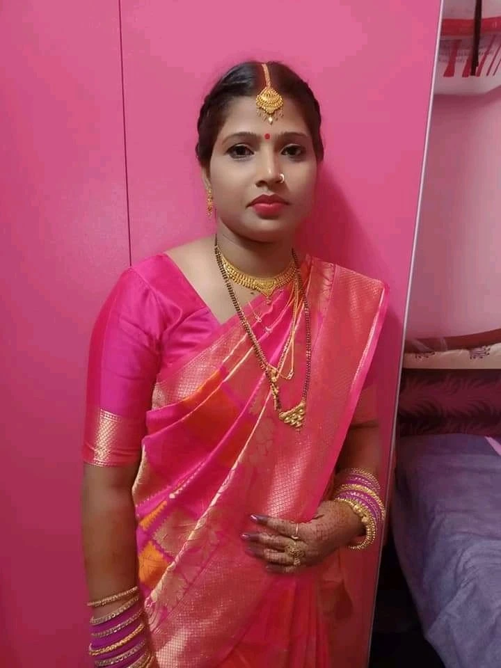 Neha Agartala India – Algerian masseuse in Pune — 2 / 4