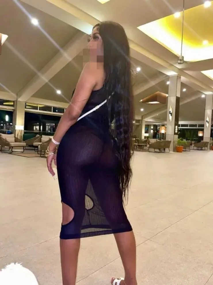 Louelle – Ivorian escort in Abidjan — 2 / 5