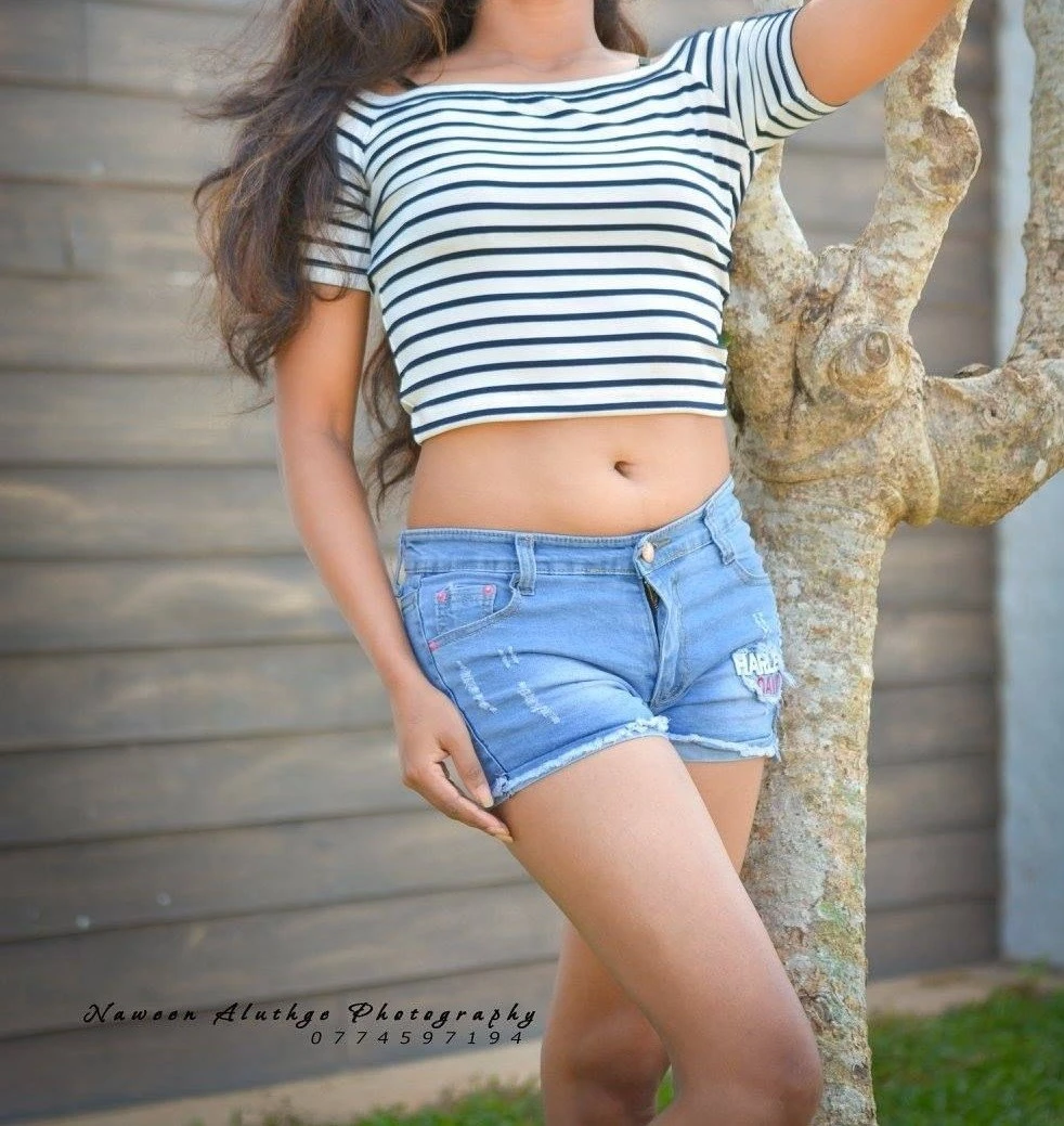 Dinu – Sri Lankan escort in Colombo — 2 / 4