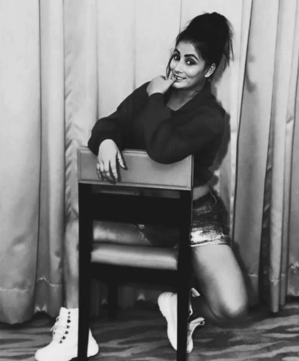 Sexy Pihu Independent Girl 🥵 – Indian escort in Mumbai — 5 / 6