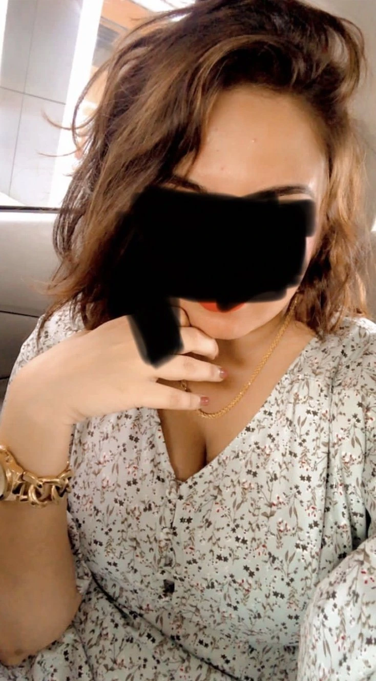 Shenaya and Michel Vvip – Sri Lankan escort in Colombo — 3 / 8