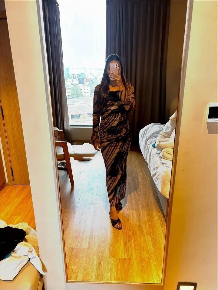Divya – Indian escort in Vapi — 4 / 8