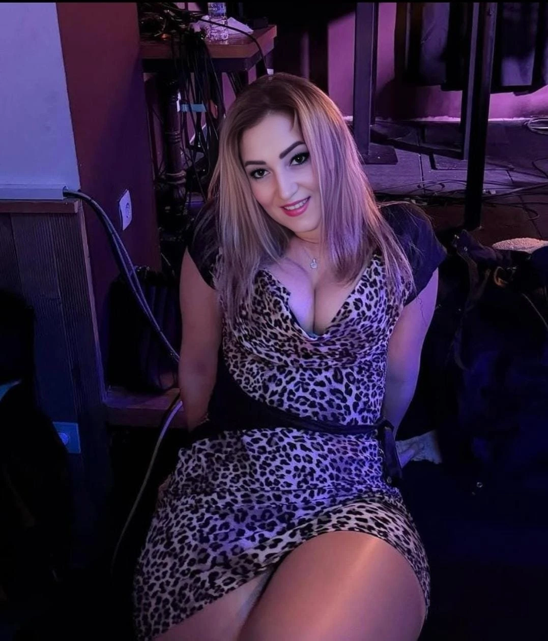 Seema 𝟳𝟬𝟳𝟴𝟲𝟳𝟴𝟵𝟴𝟳 – Angolan escort in Gurgaon — 17 / 29