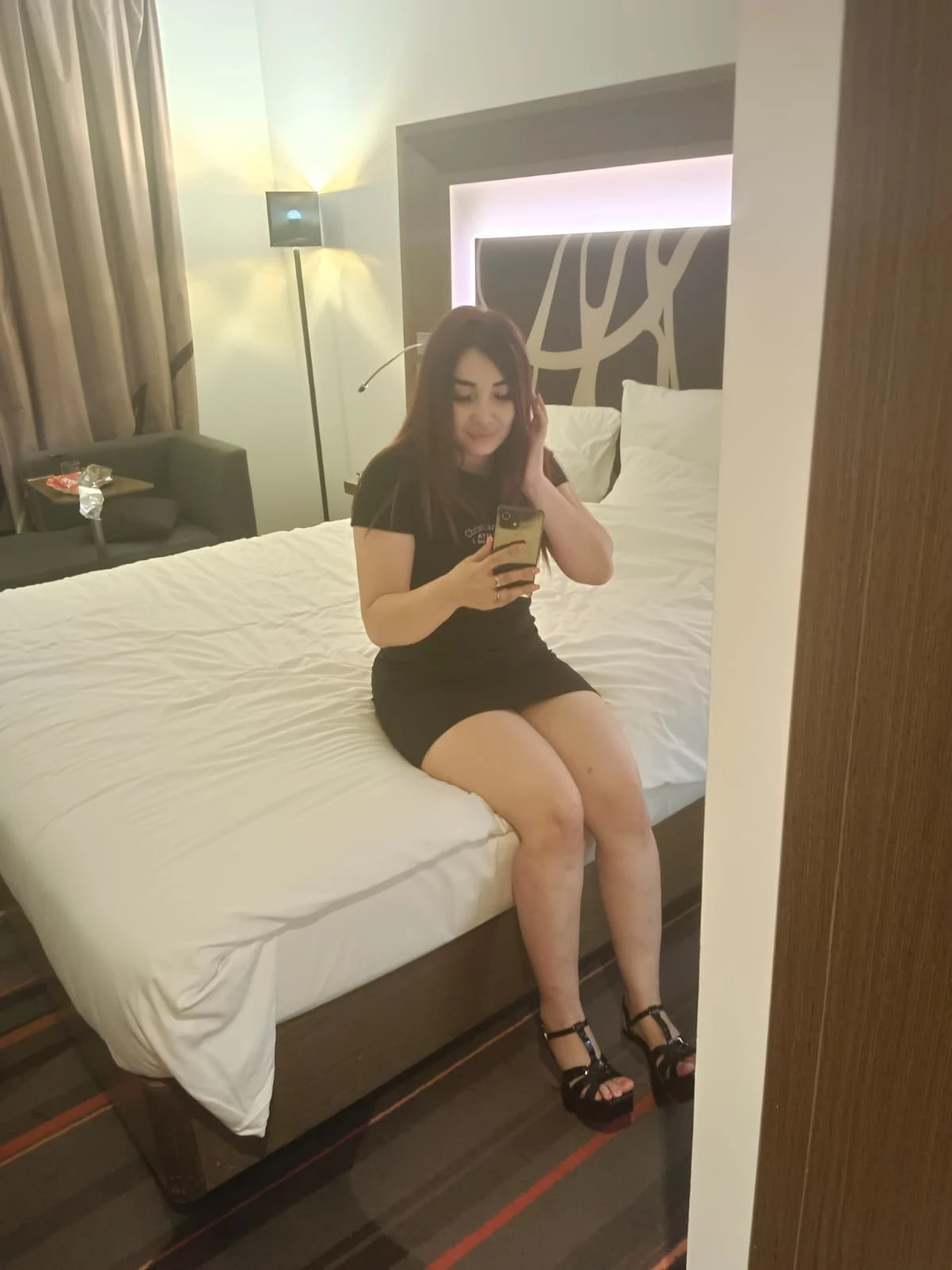 Pooja Sharma – Albanian escort in Hyderabad — 1 / 2