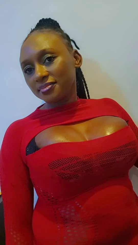 Apple Vialla juicy Melon Boobs big Ass – South African escort in Kathmandu — 2 / 9