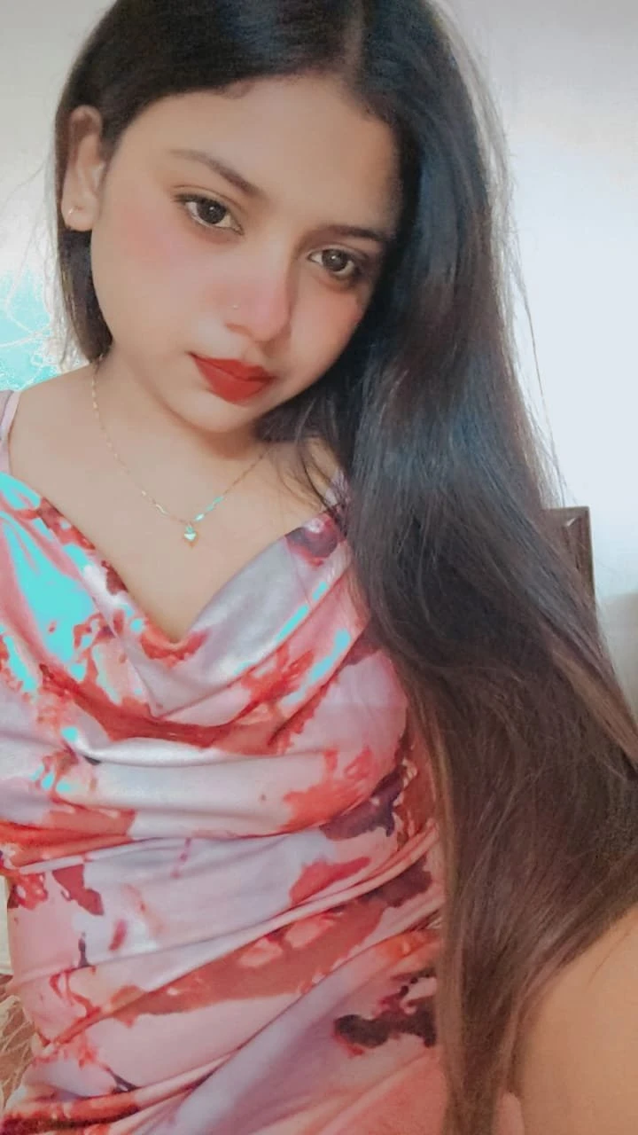 Monali – Gambian escort in New Delhi — 1 / 4