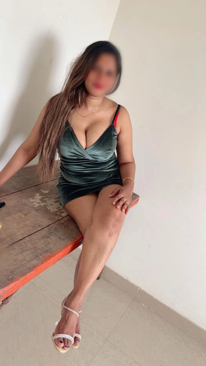 Anaya Real Meet & Cam Show – Indian escort in Mumbai — 11 / 12