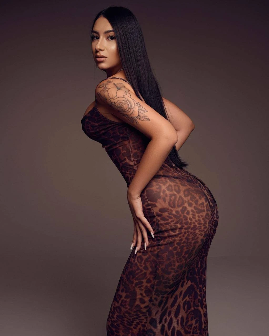 ️Zuzu Brazilia – Brazilian escort in Beirut — 6 / 13