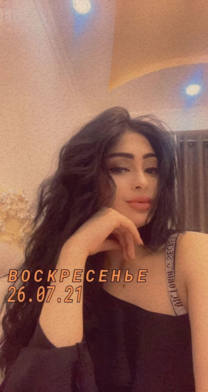 INDIAN/RUSSIAN IN 5STAR INCALLSLS – Indian escort in New Delhi — 4 / 10