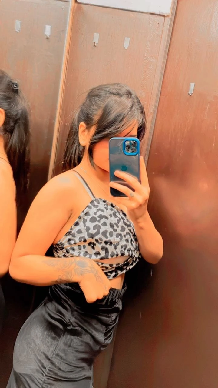 Anjali S Patel – Indian escort in Pune — 2 / 4