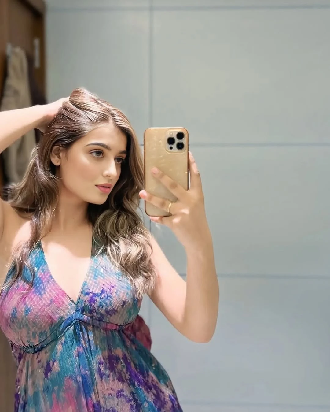 Needhi Vsyas – Indian escort in Jalandhar — 1 / 4