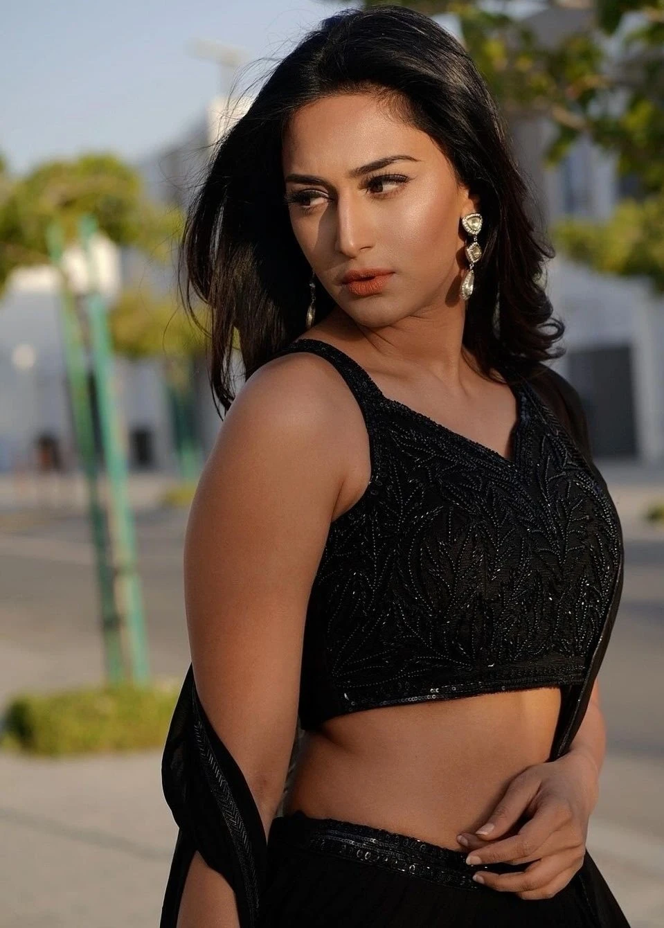 Sanjana Palani – Indian escort in Pune — 3 / 4