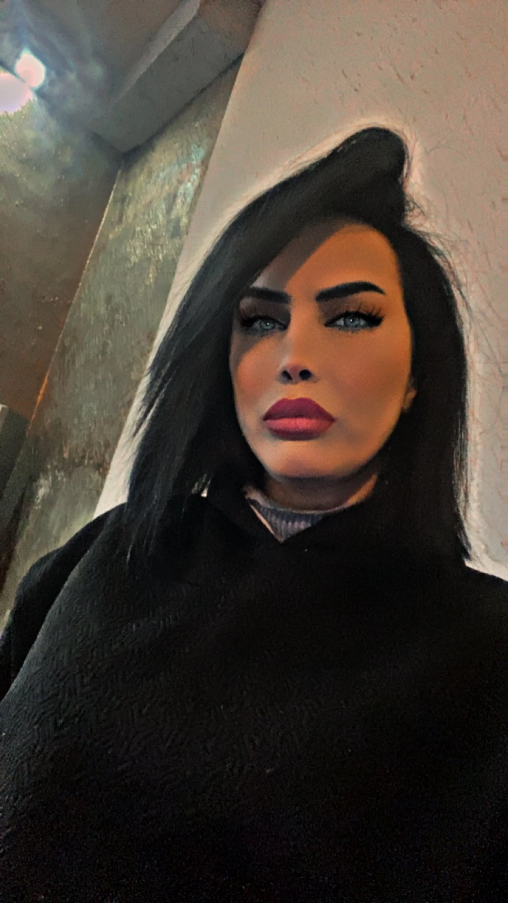 White Heart – Lebanese escort in Beirut — 4 / 23