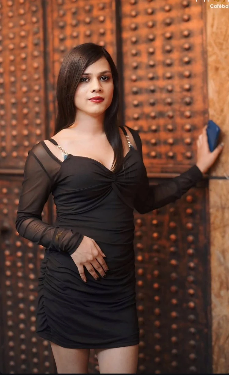 Shemale ananya – Indian escort in Indore — 5 / 7