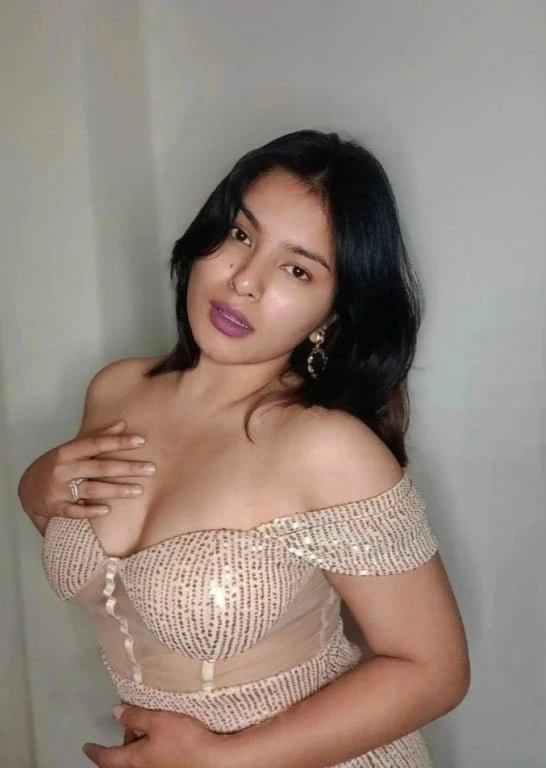 Sima – Indian escort in Pune — 1 / 5