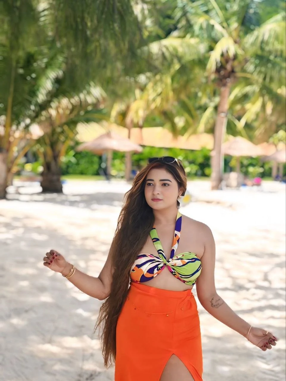 Divya – Indian escort in Pune — 2 / 4