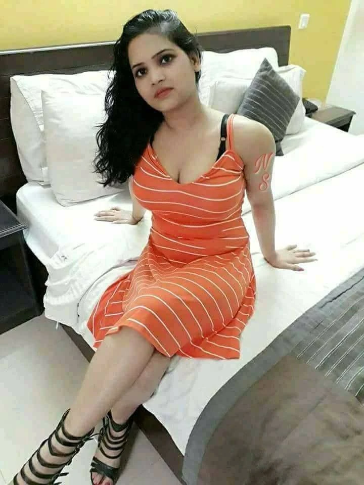 Bushra Shah – Pakistani escort in Karāchi — 4 / 12