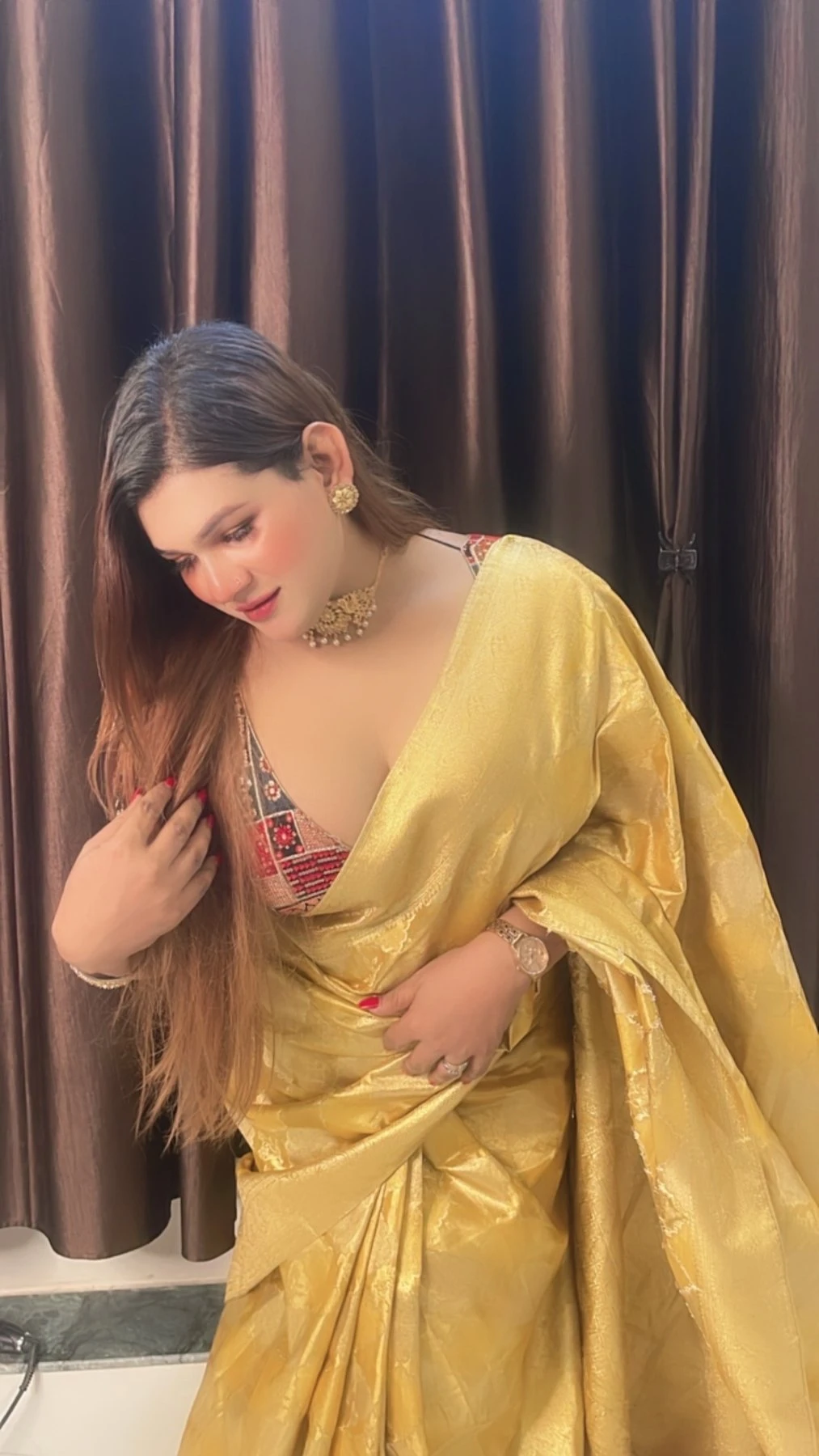 Sensational Soniya – Indian escort in Hyderabad — 11 / 20