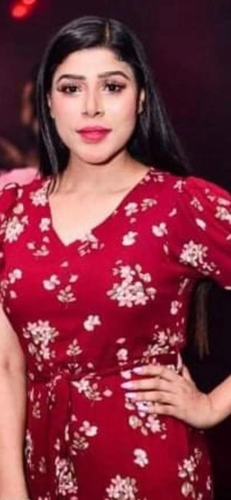 Arshi Khan 143 – Indian escort in New Delhi — 2 / 3