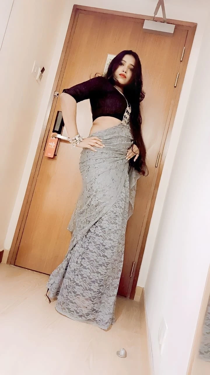 73680 04243 Call Neha for Fun – Indian escort in Mumbai — 2 / 4